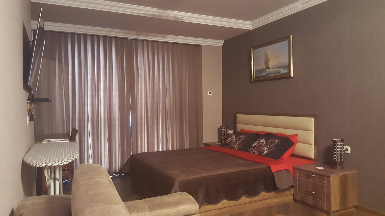 Mimino Apartment Deluxe First Line Batumi Exteriör bild