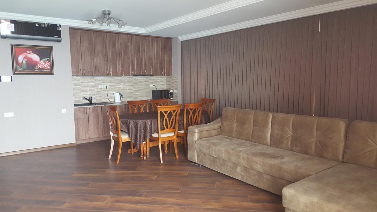 Mimino Apartment Deluxe First Line Batumi Exteriör bild